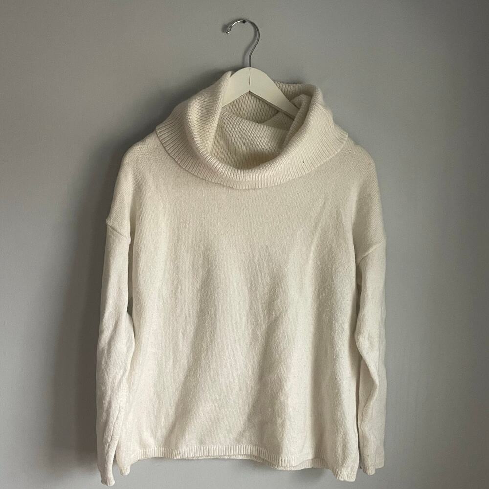 Le Temps des‎ Cerises Cowl Neck Cream Sweater Angora Blend French Minimalist L